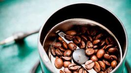 كيف تشتري أفضل مطحنة قهوة لمطبخك